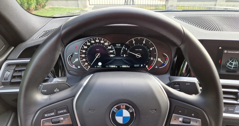 BMW Seria 3 cena 124900 przebieg: 121000, rok produkcji 2019 z Zawidów małe 277